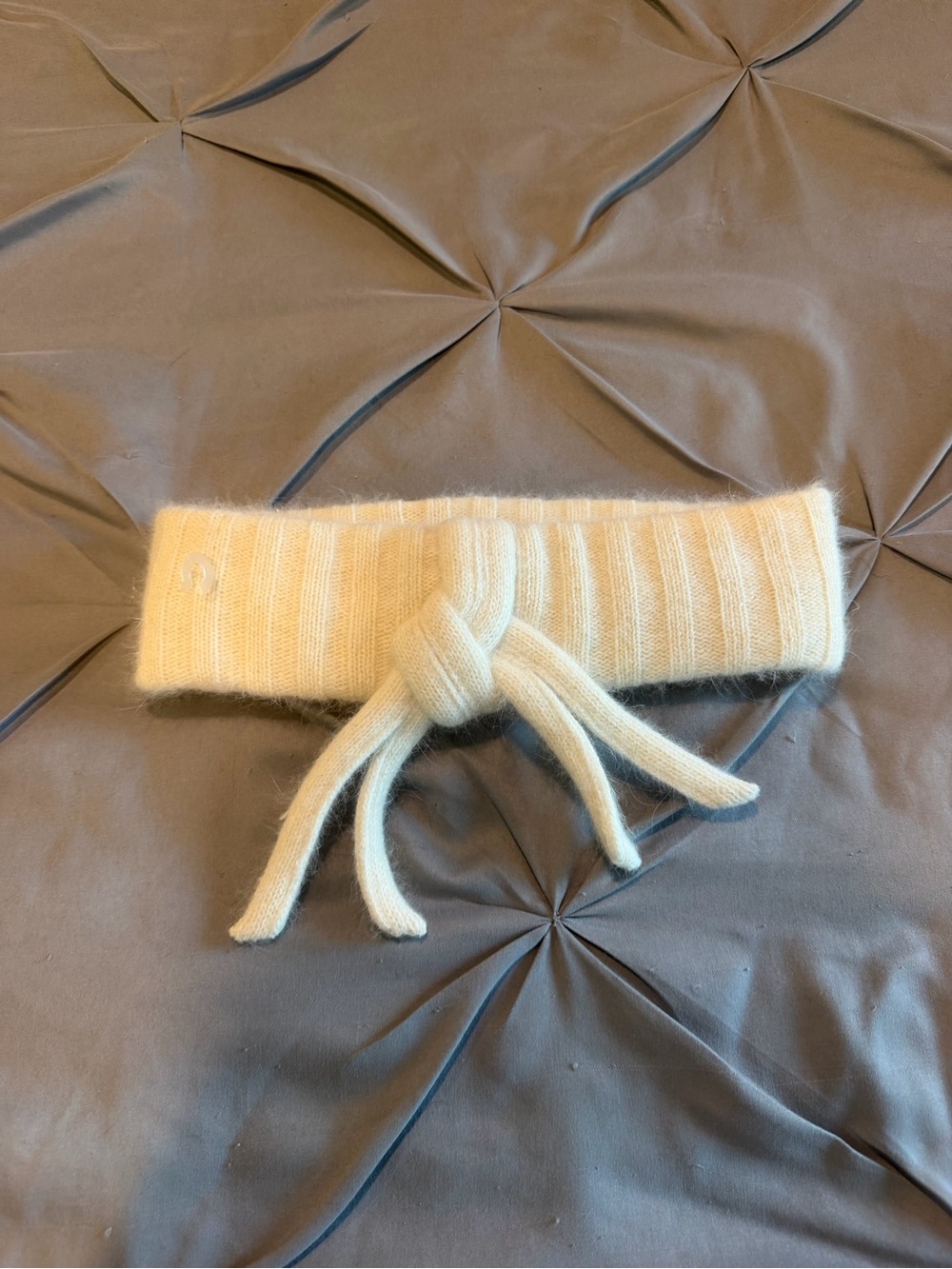 Liz Claiborne Cream Knit Headband with Ties